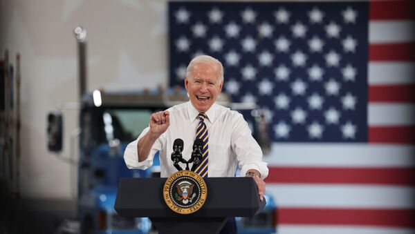 ABD Başkanı Joe Biden, Pensylvania eyaletindeki otomotiv üreticilerini ziyaret ederek konuşma yaptı (28 Temmuz 2021) - Sputnik Türkiye
