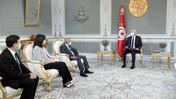 Tunus Cumhurbaşkanı Kays Said, haklar yasa çerçevesinde korunduğu için ülkede adaletsizliğe, gasp veya fonlara el konulmasına yer olmadığını söyledi. - Sputnik Türkiye