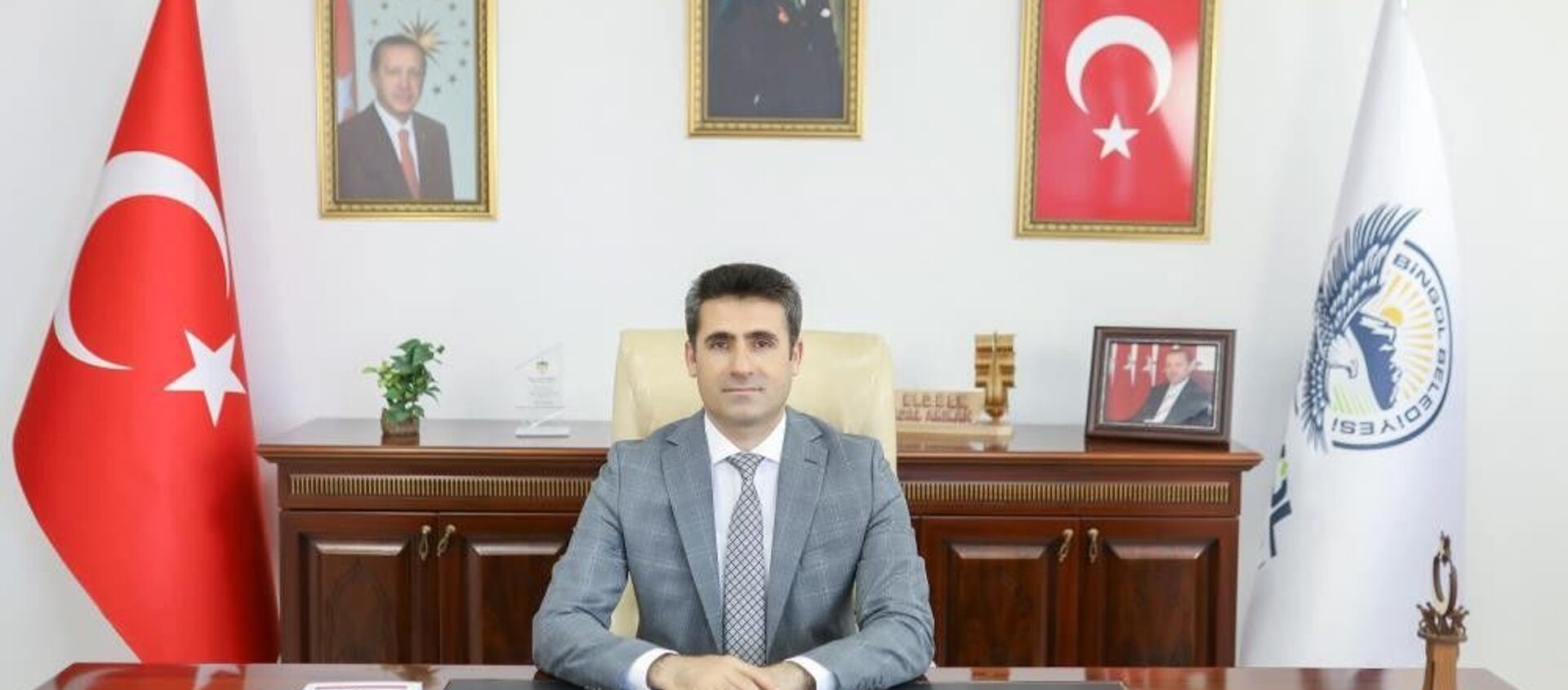 Bingöl Belediye Başkanı Erdal Arıkan - Sputnik Türkiye, 1920, 01.08.2021