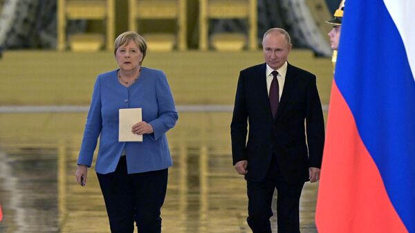 Kremlin'de Putin-Merkel görüşmesi başladı - Sputnik Türkiye