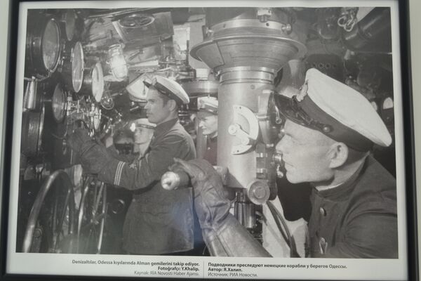 'Denizaltılar, Odesa kıyılarında Alman gemilerini takip ediyor' adlı bir fotoğraf.  - Sputnik Türkiye