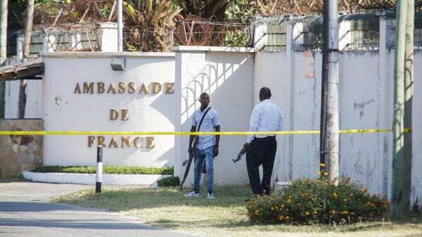 Tanzanya’daki Fransız Büyükelçiliği yakınlarında silahlı saldırı: 4 ölü, 6 yaralı - Sputnik Türkiye