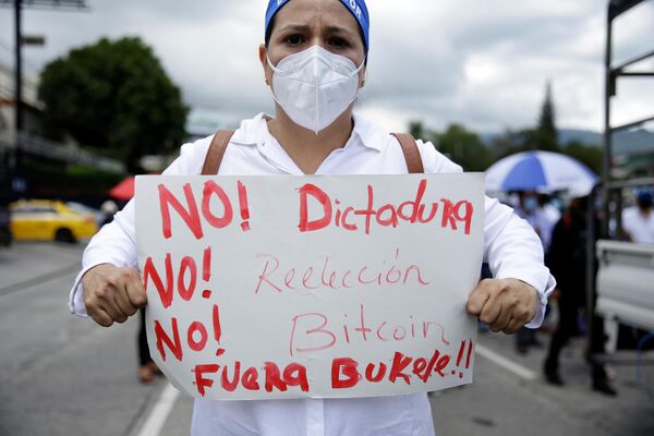 El Salvador’da Bitcoin protestosu - Sputnik Türkiye