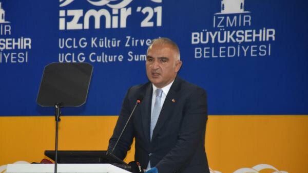 Kültür Bakanı Ersoy: İklim değişikliği gibi başlıkların ağırlığı altında eziliyoruz - Sputnik Türkiye