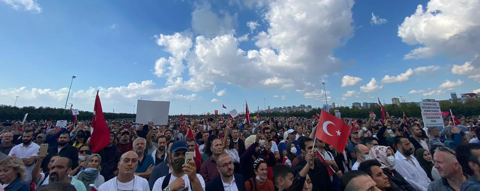 Aşı karşıtı miting - Sputnik Türkiye, 1920, 12.09.2021