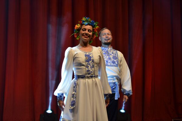 St. Petersburg'dan Müzik ve Dans Topluluğu ‘Hohloma’ .
 - Sputnik Türkiye