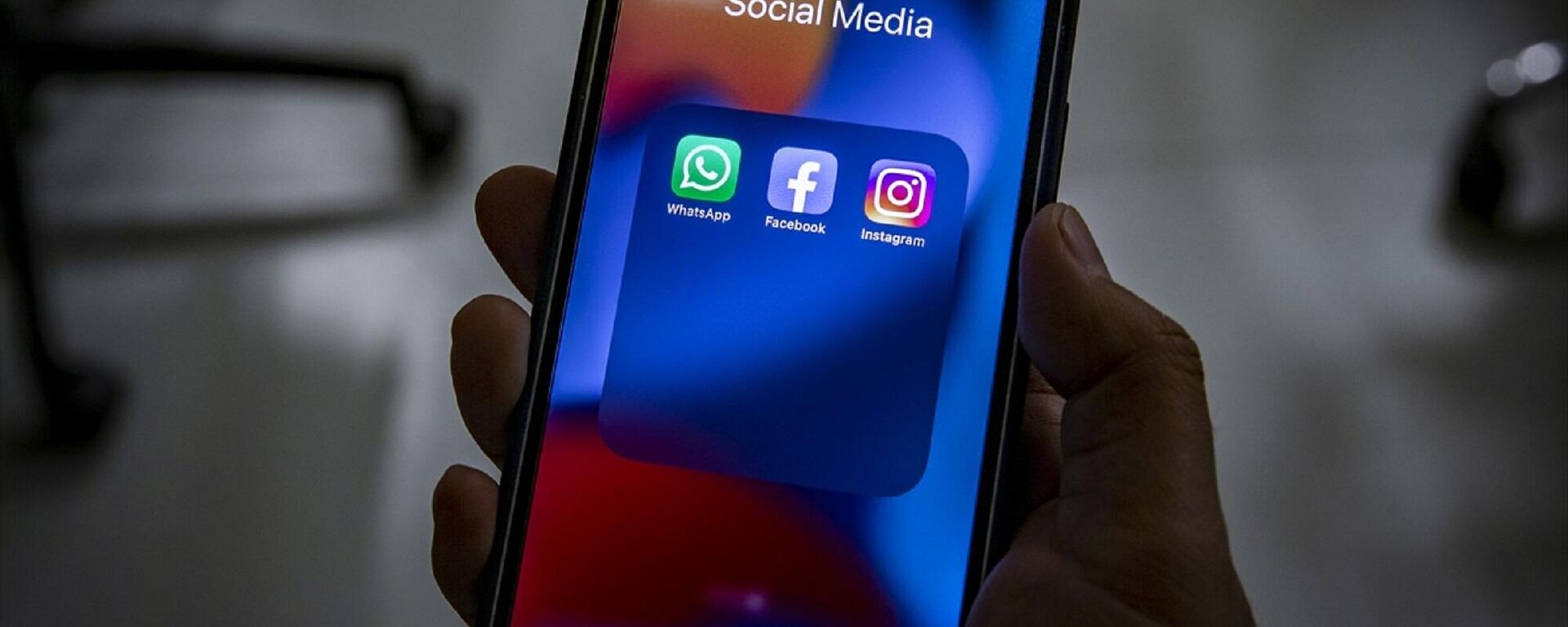 Sosyal medya platformları Whatsapp, Instagram ve Facebook'a dünya genelinde erişim sorunu yaşandığı bildirildi.
 - Sputnik Türkiye, 1920, 08.10.2021