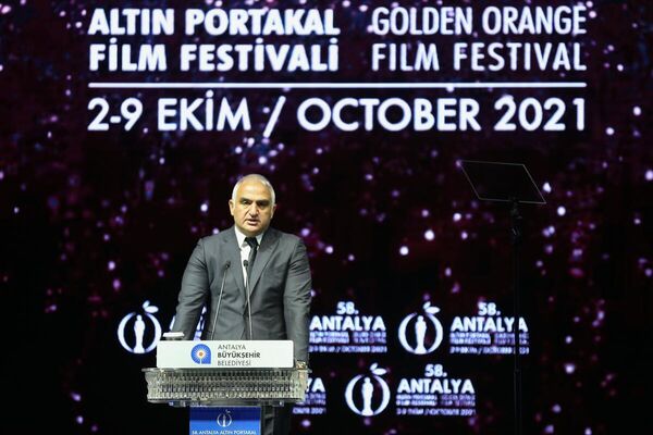 Kültür ve Turizm Bakanı Mehmet Nuri Ersoy, törende konuşma yaptı.  - Sputnik Türkiye