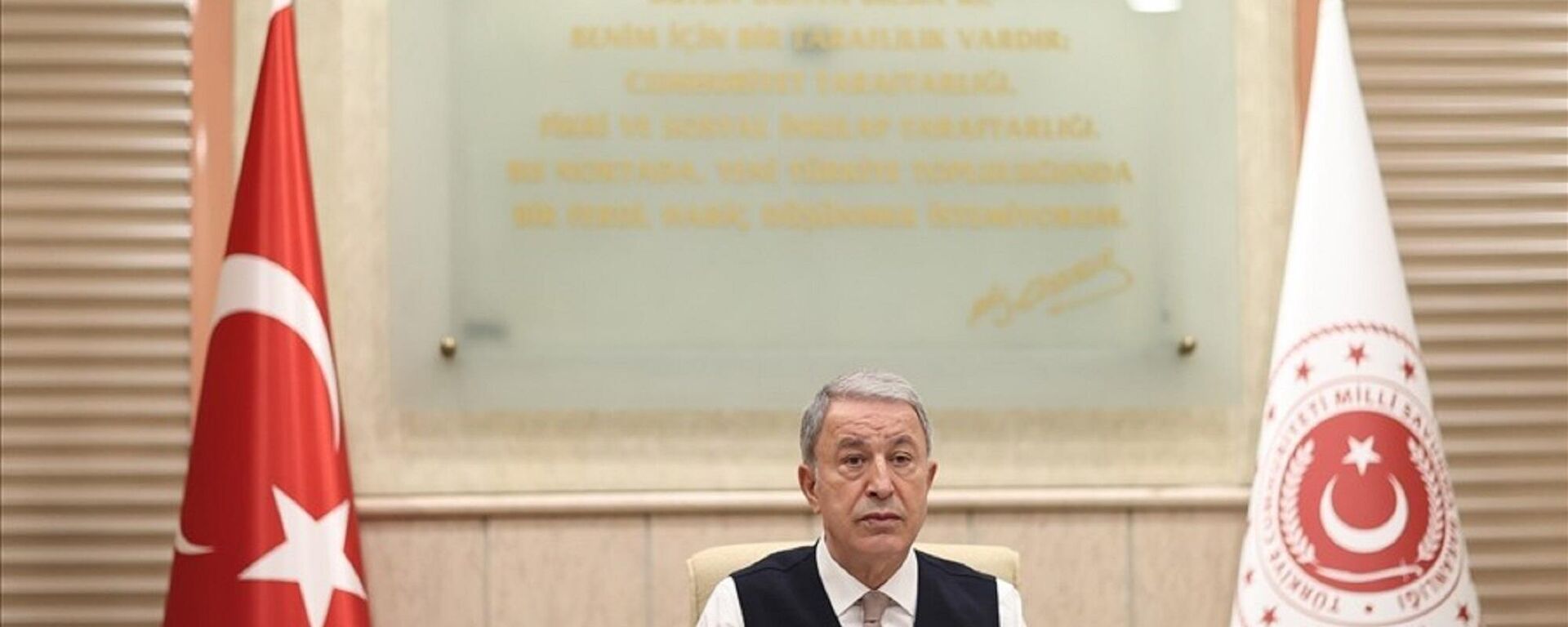 - Bakan Akar birlik komutanlarıyla online toplantı yaptı
 - Sputnik Türkiye, 1920, 28.10.2021