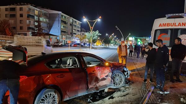ambulans, kaza, - Sputnik Türkiye