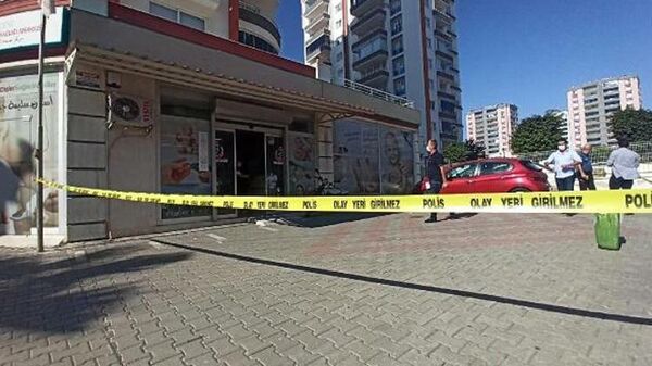 Mersin'de bir doktor, tartıştığı meslektaşını av tüfeğiyle öldürdü - Sputnik Türkiye