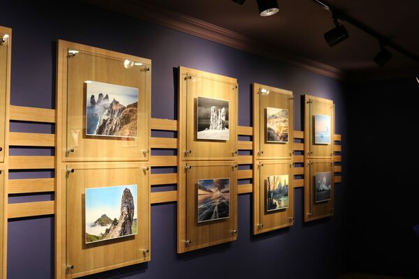 “Rus Medeniyeti” adlı uluslararası yarışmada dereceye giren fotoğraflardan oluşan resim sergisi de etkinliğin bir parçası oldu. - Sputnik Türkiye