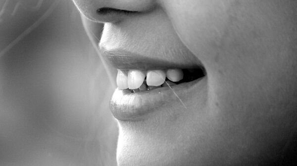 İnsan diş, gülümseme, kadın - Sputnik Türkiye