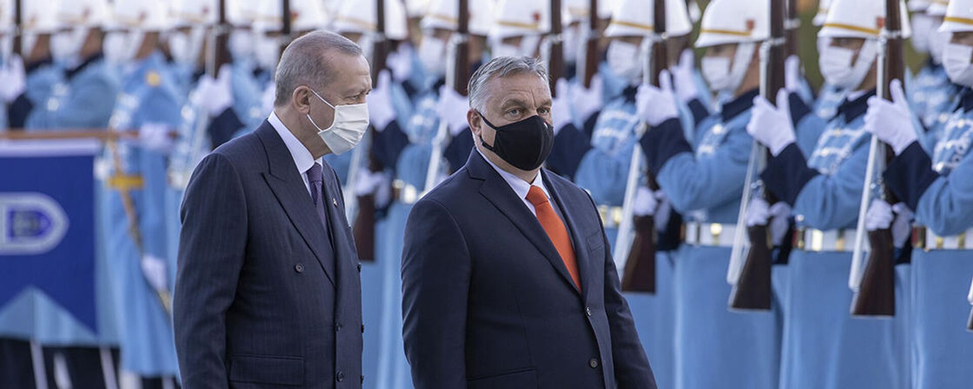 Cumhurbaşkanı Erdoğan, Macaristan Başbakanı Orban'ı resmi törenle karşıladı - Sputnik Türkiye, 1920, 11.11.2021