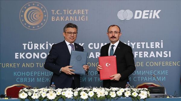 Türkiye ile Kazakistan arasında 'sınır ötesi merkezler' alanında mutabakat zaptı imzalandı - Sputnik Türkiye