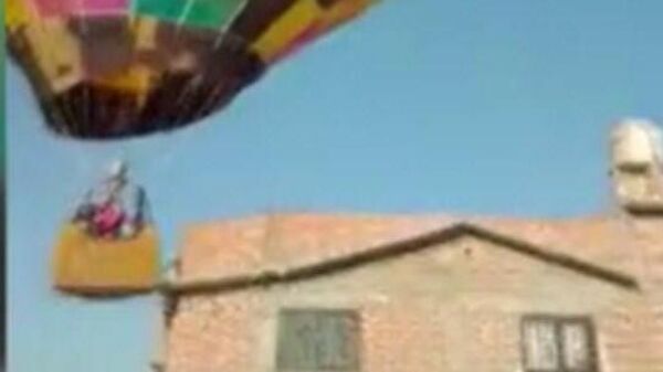 Meksika’da sıcak hava balonu eve çarptı - Sputnik Türkiye