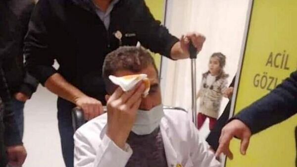 Randevusuz gelen hasta, 'Engelliler Günü'nde engelli sağlık çalışanını dövdü - Sputnik Türkiye