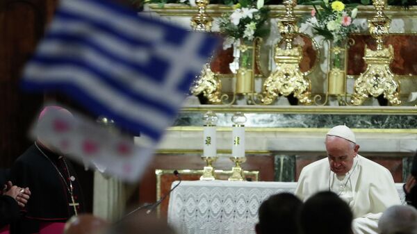 Vatikan Devlet Başkanı Papa Francis, Yunanistan ziyaretinin ilk gününde - Sputnik Türkiye