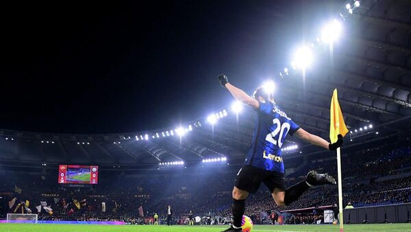İtalya Birinci Futbol Ligi'nin 16. haftasında Inter, başkent deplasmanında Roma'yı 3-0 yendi. - Sputnik Türkiye