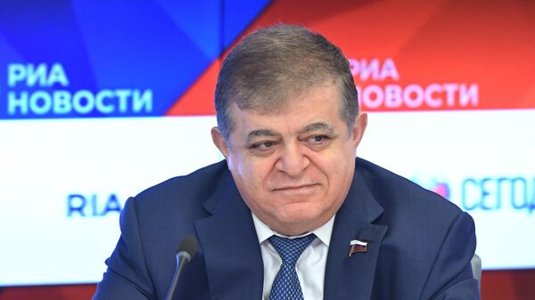 Rusya Federasyon Konseyi Dış İlişkiler Komitesi Başkan Yardımcısı Vladimir Cabarov - Sputnik Türkiye