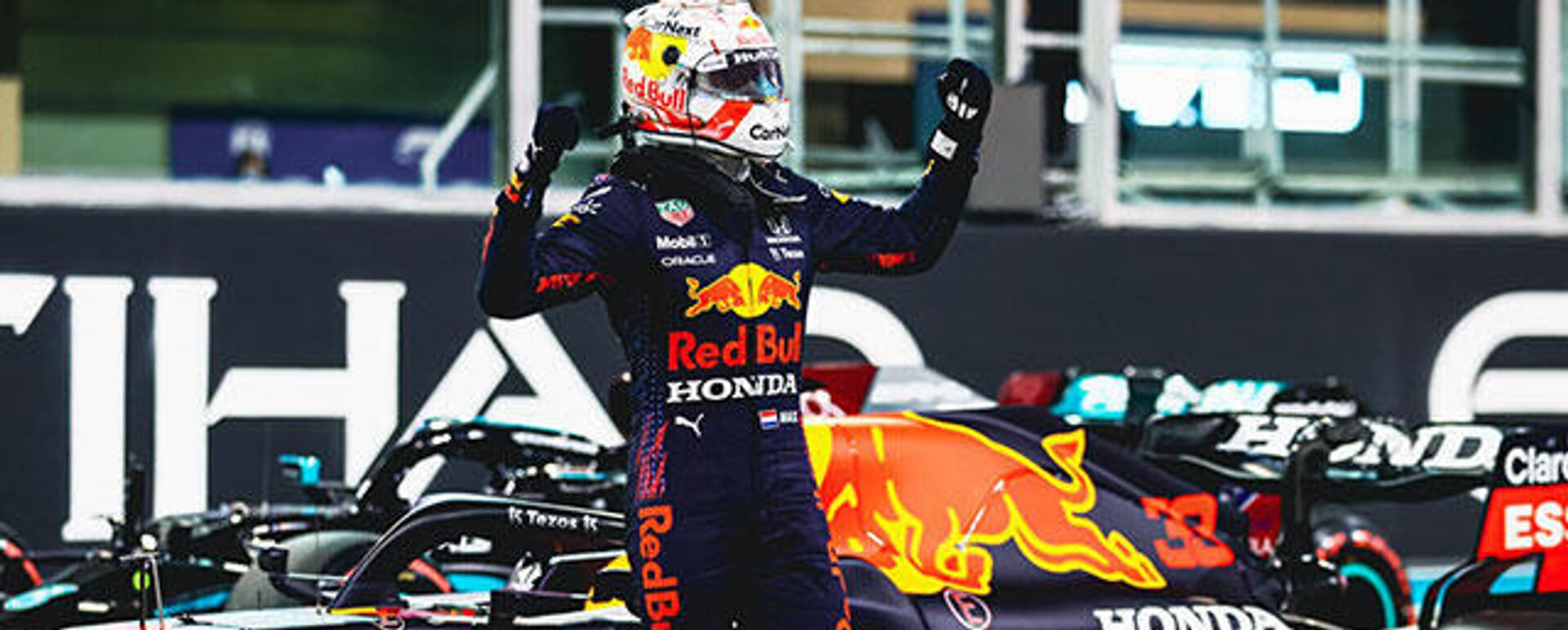 Formula 1'de Red Bull-Honda takımından Max Verstappen şampiyon oldu - Sputnik Türkiye, 1920, 13.12.2021