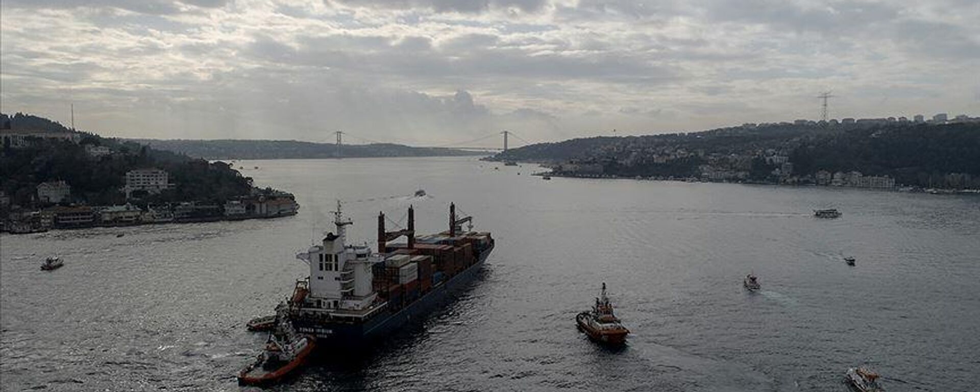 İstanbul Boğazı gemi trafiğine kapatıldı - Sputnik Türkiye, 1920, 12.02.2022
