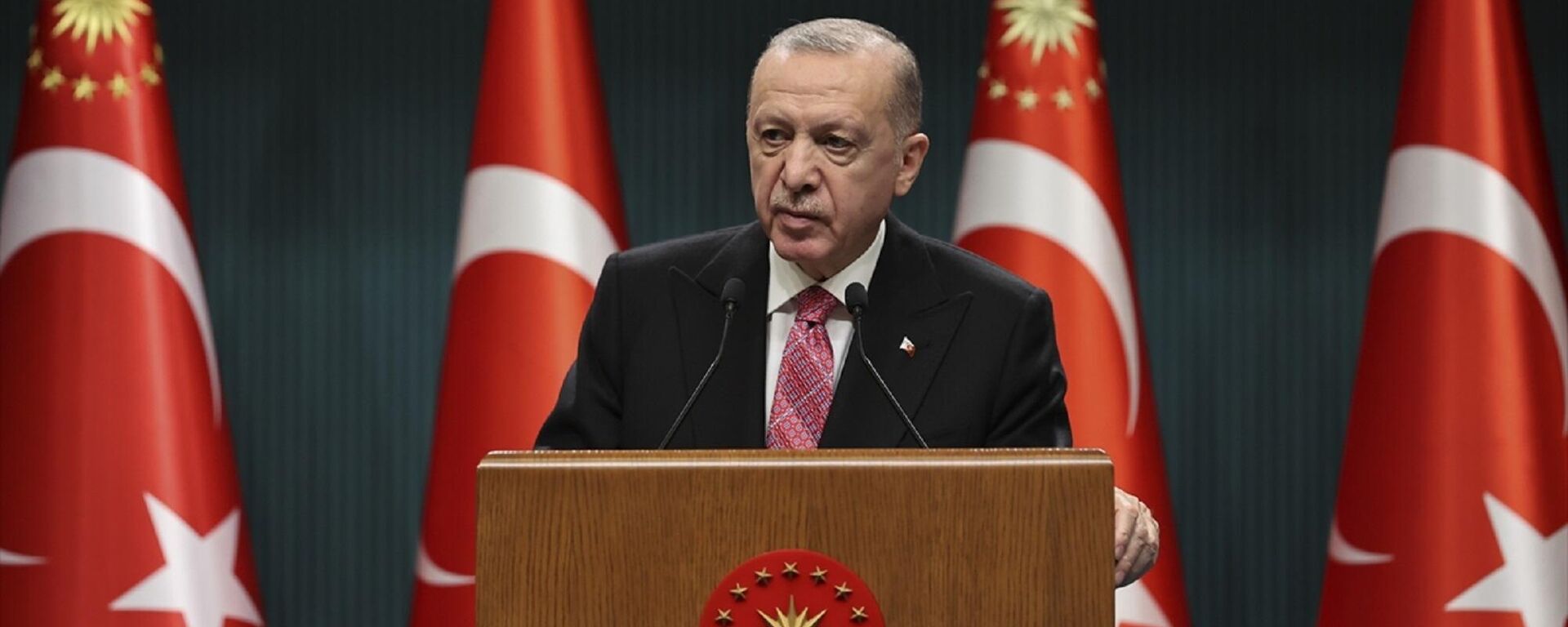 Türkiye Cumhurbaşkanı Recep Tayyip Erdoğan, Cumhurbaşkanlığı Kabine Toplantısı'nın ardından açıklamalarda bulundu.
 - Sputnik Türkiye, 1920, 06.01.2022