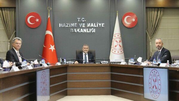 Hazine ve Maliye Bakanı Nebati, TÜSİAD heyeti ile bir araya geldi - Sputnik Türkiye