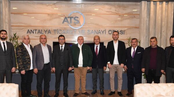 Antalya Ticaret ve Sanayi Odası (ATSO) 14. Grup (Akaryakıt ve Gaz Ürünleri) Komitesi ve sektör temsilcileri, ATSO Başkanı Davut Çetin’e sektörde yaşanan sıkıntıları anlatarak sorunlarının çözülmesini talep etti. - Sputnik Türkiye