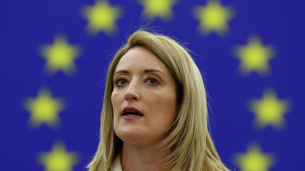 Merkez sağcı Avrupa Halk Partisi (EPP) grubundan Maltalı kadın parlamenter Roberta Metsola, yeni Avrupa Parlamentosu (AP) Başkanı seçildi. - Sputnik Türkiye