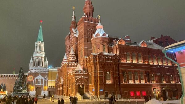 Rusya'nın başkenti Moskova'da etkili olan kar yağışı - Sputnik Türkiye
