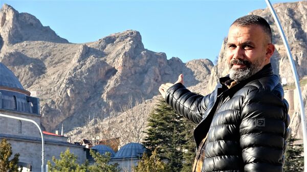 Tesadüfen fark edildi: 'Kont Drakula'nın esir tutulduğu Tokat Kalesi'nde beliren insan silueti  - Sputnik Türkiye