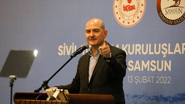 İçişleri Bakanı Süleyman Soylu, şehit aileleri ve sivil toplum kuruluşlarıyla bir araya geldi. - Sputnik Türkiye