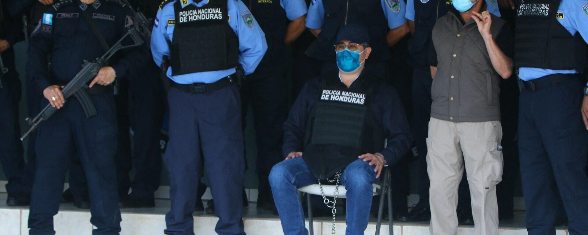 Eski Honduras Devlet Başkanı Hernandez gözaltına alındı 
 - Sputnik Türkiye, 1920, 16.02.2022
