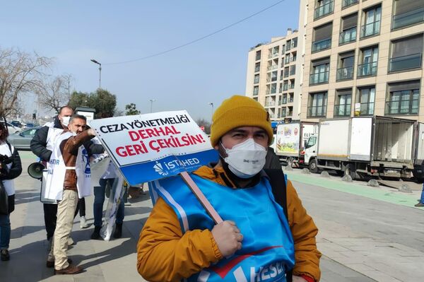 Aile hekimleri ve ASM çalışanları 2 günlük iş bırakma eylemi başlattı  - Sputnik Türkiye