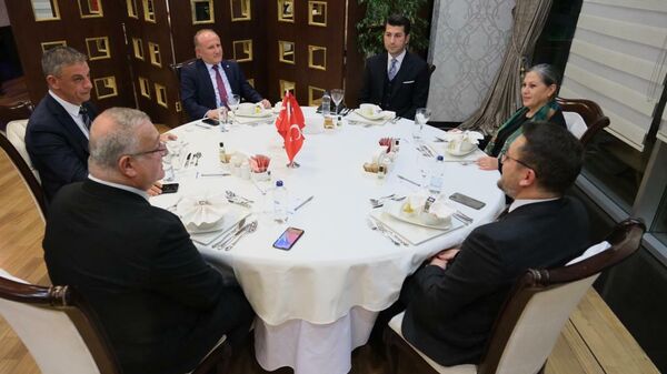 6 muhalefet partisinin Ankara İl Başkanları bir araya geldi
 - Sputnik Türkiye