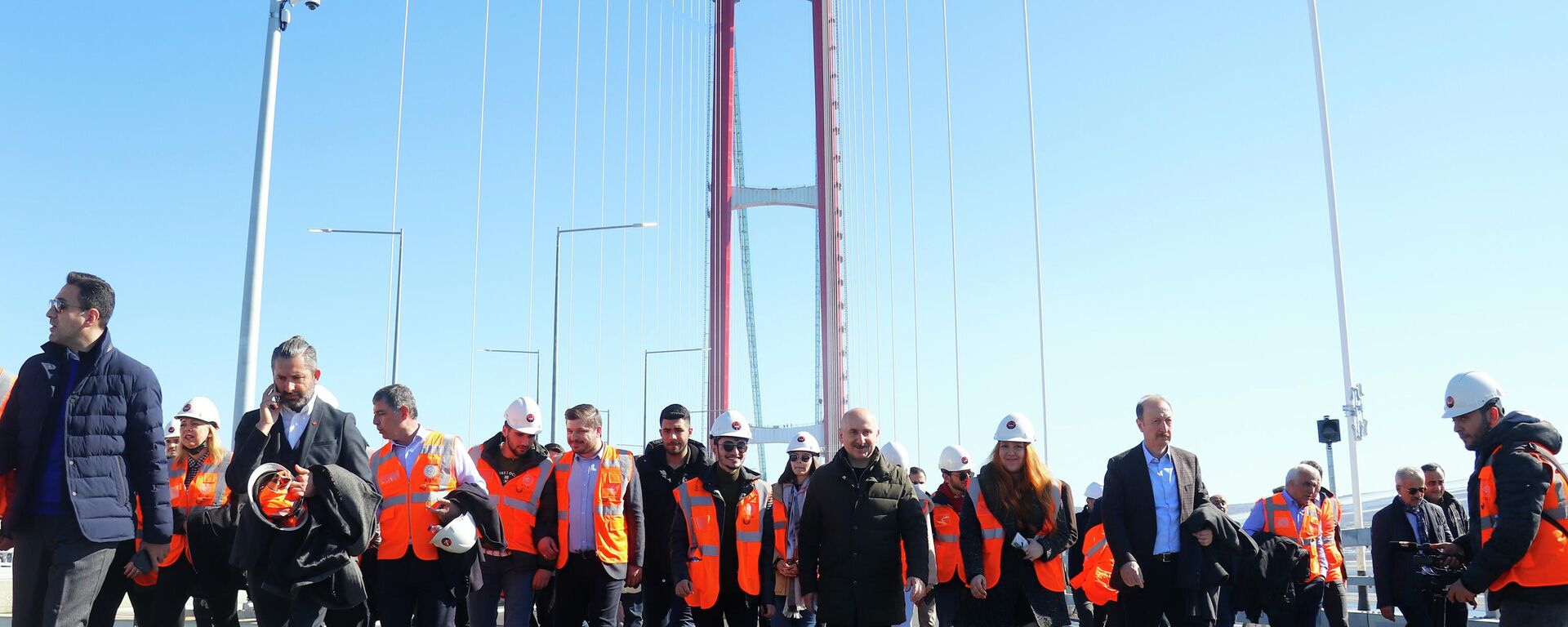 Adil Karaismailoğlu, Çanakkale Köprüsü - Sputnik Türkiye, 1920, 17.08.2022