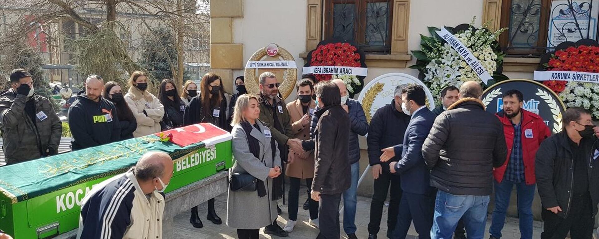 Öldürülen gazeteci Güngör Arslan'ın cenaze töreni - Sputnik Türkiye, 1920, 20.02.2022