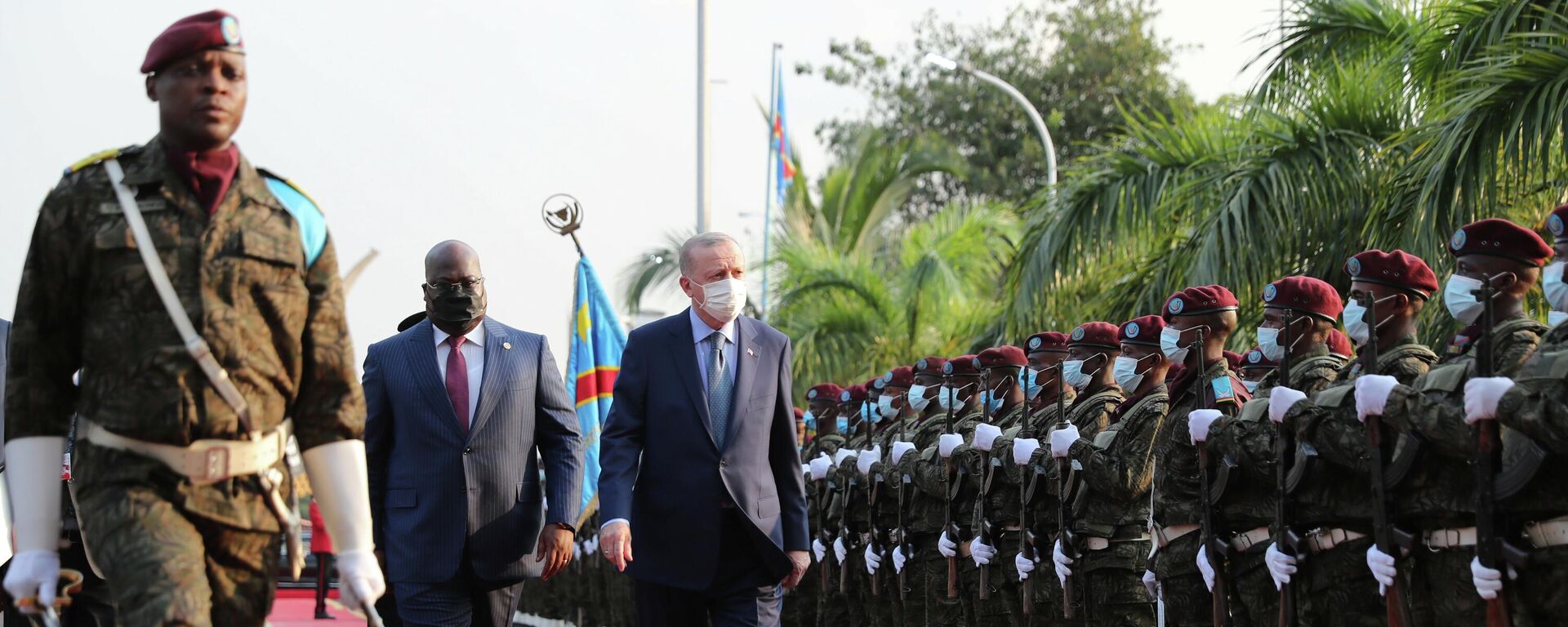 Cumhurbaşkanı Recep Tayyip Erdoğan, resmi ziyaret düzenlediği Kongo Demokratik Cumhuriyeti’nde resmi törenle karşılandı. - Sputnik Türkiye, 1920, 20.02.2022