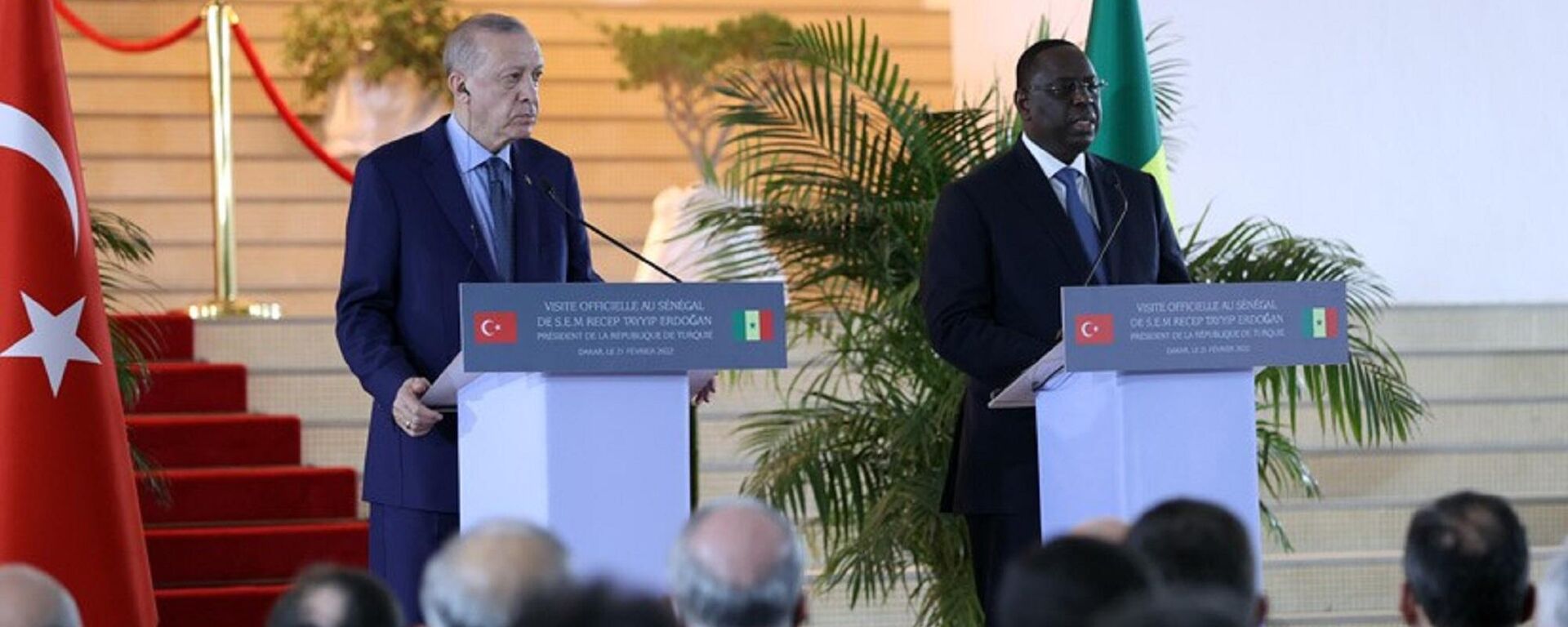 Cumhurbaşkanı Erdoğan ve Senegal Cumhurbaşkanı Sall heyetler arası çalışma yemeğinde bir araya geldi
 - Sputnik Türkiye, 1920, 22.02.2022