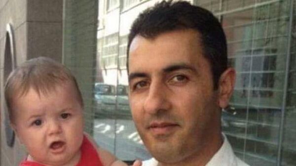 Babasının cenazesinde kalp krizi geçirdi, hastanede öldü - Sputnik Türkiye