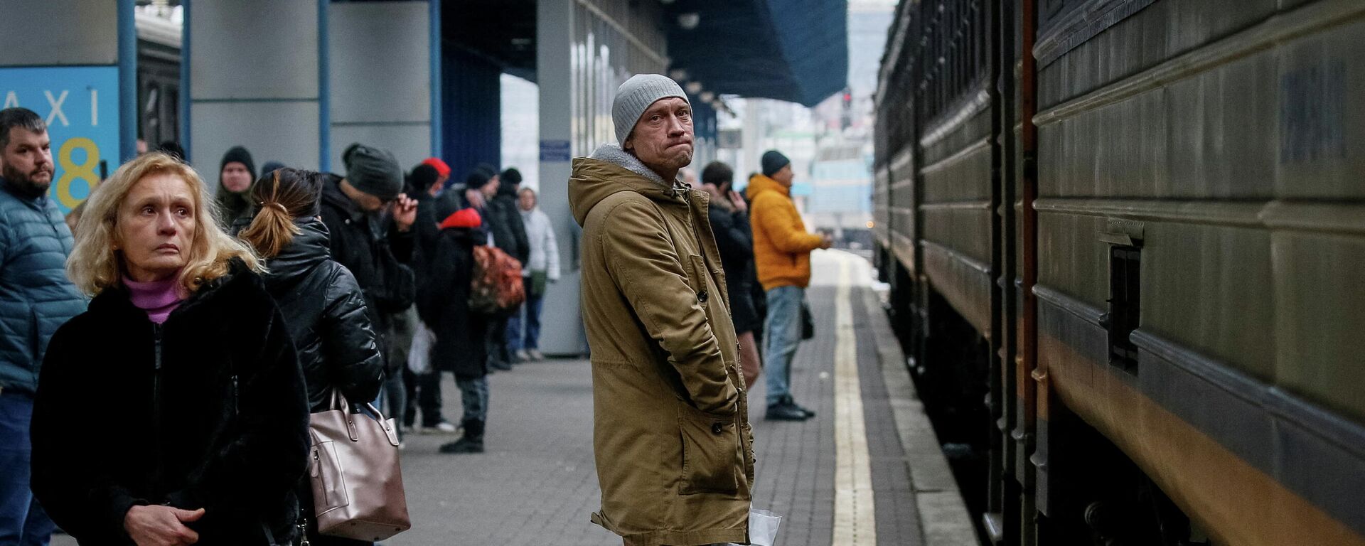 Kiev'den tahliyeler - Sputnik Türkiye, 1920, 13.05.2026