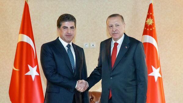 Cumhurbaşkanı Recep Tayyip Erdoğan, Irak Kürt Bölgesel Yönetimi (IKBY) Başkanı Neçirvan Barzani ile bir araya geldi. - Sputnik Türkiye