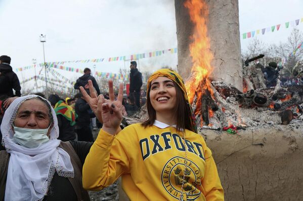 Diyarbakır’da Nevruz kutlamaları - Sputnik Türkiye