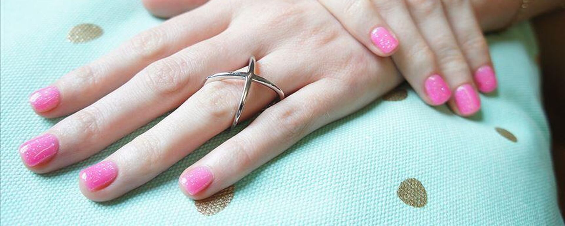 Kalıcı oje, manikür - Sputnik Türkiye, 1920, 03.09.2025