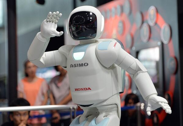 Asimo son gösterisini yaparak emekli oldu - Sputnik Türkiye