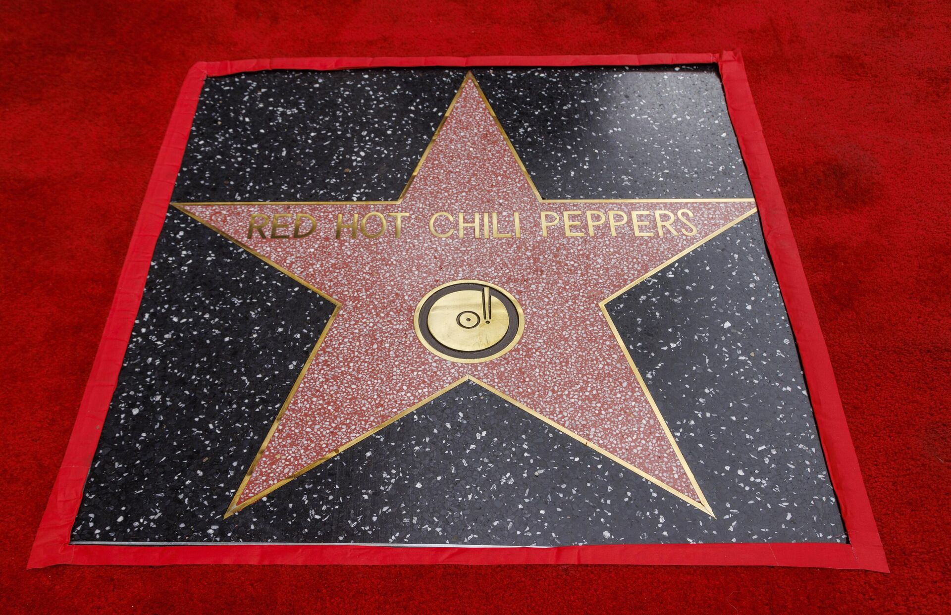 Red Hot Chili Peppers'ın Hollywood'un Şöhret Yolu'nda yıldızı - Sputnik Türkiye, 1920, 03.04.2022