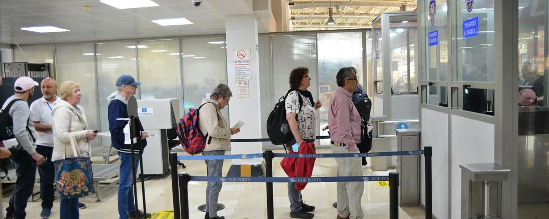 Kuşadası'ndan Yunan adalarına feribot seferleri yeniden başladı - Sputnik Türkiye, 1920, 31.03.2026