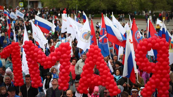 Rusya ve dünyanın pek çok ülkesinde kutlanan 1 Mayıs’ın Rusya’daki resmi adı Bahar ve Emek Bayramı. - Sputnik Türkiye