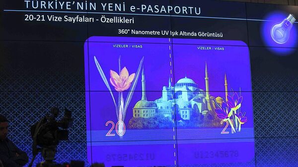 Yerli pasaport ve yeni sürücü belgesinin tanıtımı yapıldı  - Sputnik Türkiye
